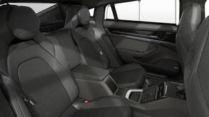Panamera 行政加长版的内饰图片