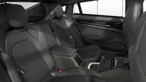 Interior view of Panamera 4 E-Hybrid Executive