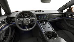 方向盘和仪表盘的内部视图 Panamera Turbo E-Hybrid 行政加长版
