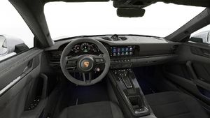 Vista interior, mostrando o volante e o painel de instrumentos de 911 Carrera GTS