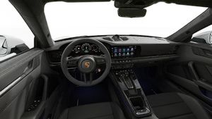 Vista interior, mostrando o volante e o painel de instrumentos de 911 Carrera GTS