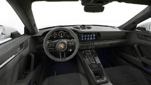 Vista interior, mostrando o volante e o painel de instrumentos de 911 Carrera GTS