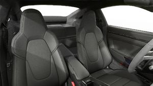 Vista interior, mostrando os bancos dianteiros do 911 Carrera 4 GTS