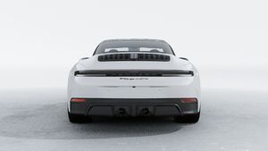 Vista exterior do 911 Targa 4 GTS, de trás