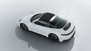 Vista exterior do 911 Targa 4 GTS, de cima