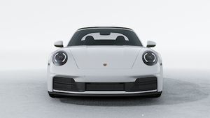Vista exterior do 911 Targa 4S, de frente