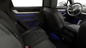Vista interior, mostrando os bancos traseiros do Cayenne S E-Hybrid