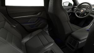 Vista interior, mostrando os bancos traseiros do Taycan Sport Turismo