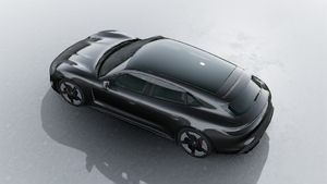Vista exterior do Taycan GTS Sport Turismo, de cima