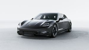 Vista exterior do Taycan GTS Sport Turismo, de frente e lateral esquerda
