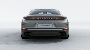 Vista exterior do Panamera 4, de trás