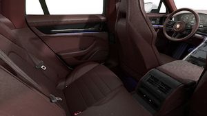 Vista interior, mostrando os bancos traseiros do Panamera 4 E-Hybrid