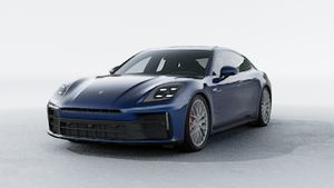Vista exterior do Panamera 4S E-Hybrid, de frente e lateral esquerda