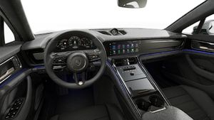 Vista interior, mostrando o volante e o painel de instrumentos de Panamera Turbo E-Hybrid