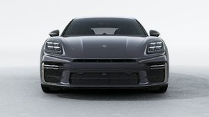 Vista exterior do Panamera Turbo E-Hybrid, de frente
