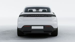 Exterior view of Macan 4 showing the rear of the car
