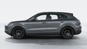 Exterior view of Cayenne showing the left side of the car