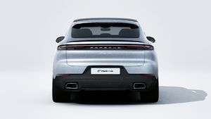 Exterior view of Cayenne Coupe showing the rear of the car