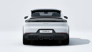Exterior view of Cayenne Turbo GT showing the rear of the car
