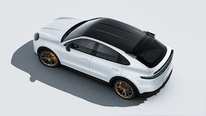Exterior view of Cayenne Turbo GT seen from above