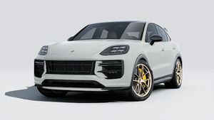 Exterior view of Cayenne Turbo GT showing the front and left side of the car