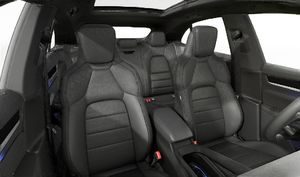 Interior view showing the front seats of Macan 4S Electric