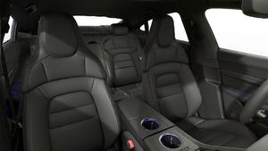 Interior view showing the front seats of Taycan 4S