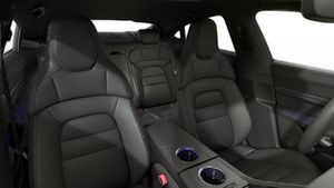 Interior view showing the front seats of Taycan 4S