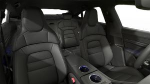 Interior view showing the front seats of Taycan 4S