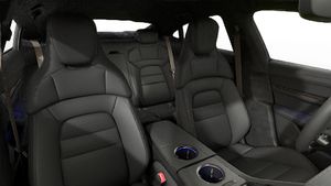 Interior view showing the front seats of Taycan Turbo