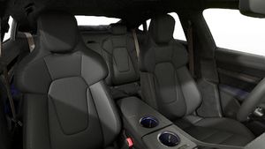 Interior view showing the front seats of Taycan Turbo S