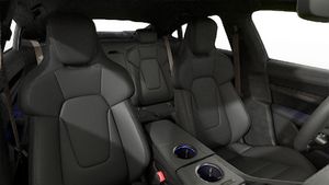 Interior view showing the front seats of Taycan Turbo S