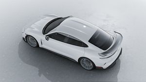 Exterior view of Taycan Turbo GT with Weissach Package seen from above