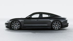 Exterior view of Taycan 4 Black Edition showing the left side of the car