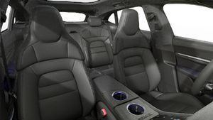 Interior view showing the front seats of Taycan 4 Cross Turismo