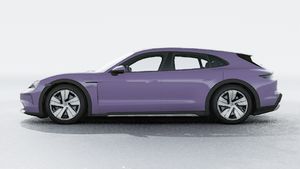 Exterior view of Taycan 4 Cross Turismo showing the left side of the car