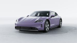 Exterior view of Taycan 4 Cross Turismo showing the front and left side of the car