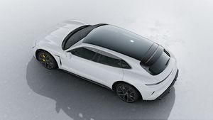 Exterior view of Taycan Turbo S Cross Turismo seen from above