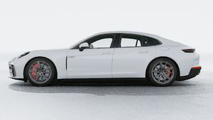 Exterior view of Panamera Turbo E-Hybrid showing the left side of the car