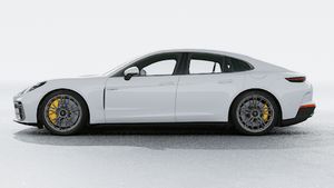 Exterior view of Panamera Turbo S E-Hybrid showing the left side of the car